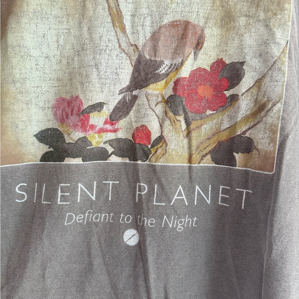 Silent Planet Graphic T-Shirt long sleeve
